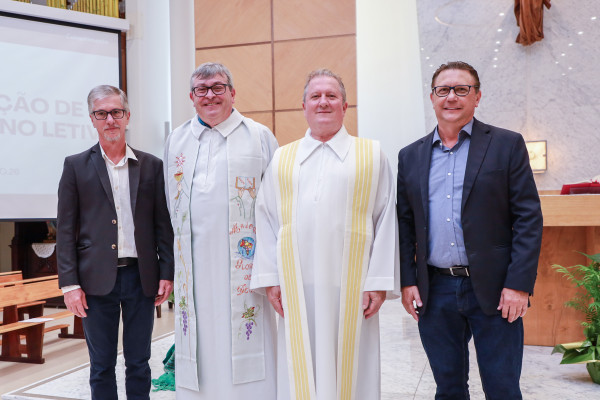 Col&eacute;gio Anchieta inicia ano letivo com novo diretor-geral